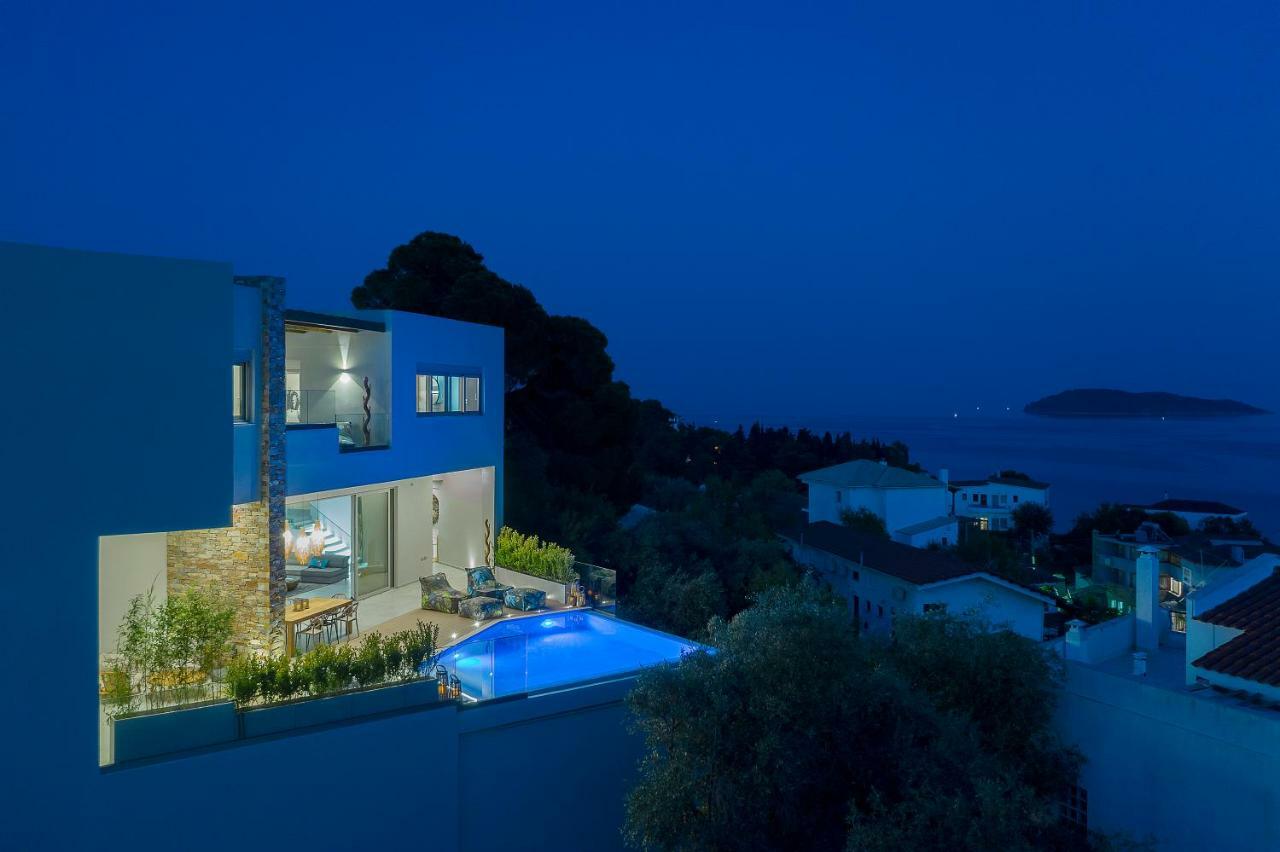 Villa K Skiathos Town Bagian luar foto