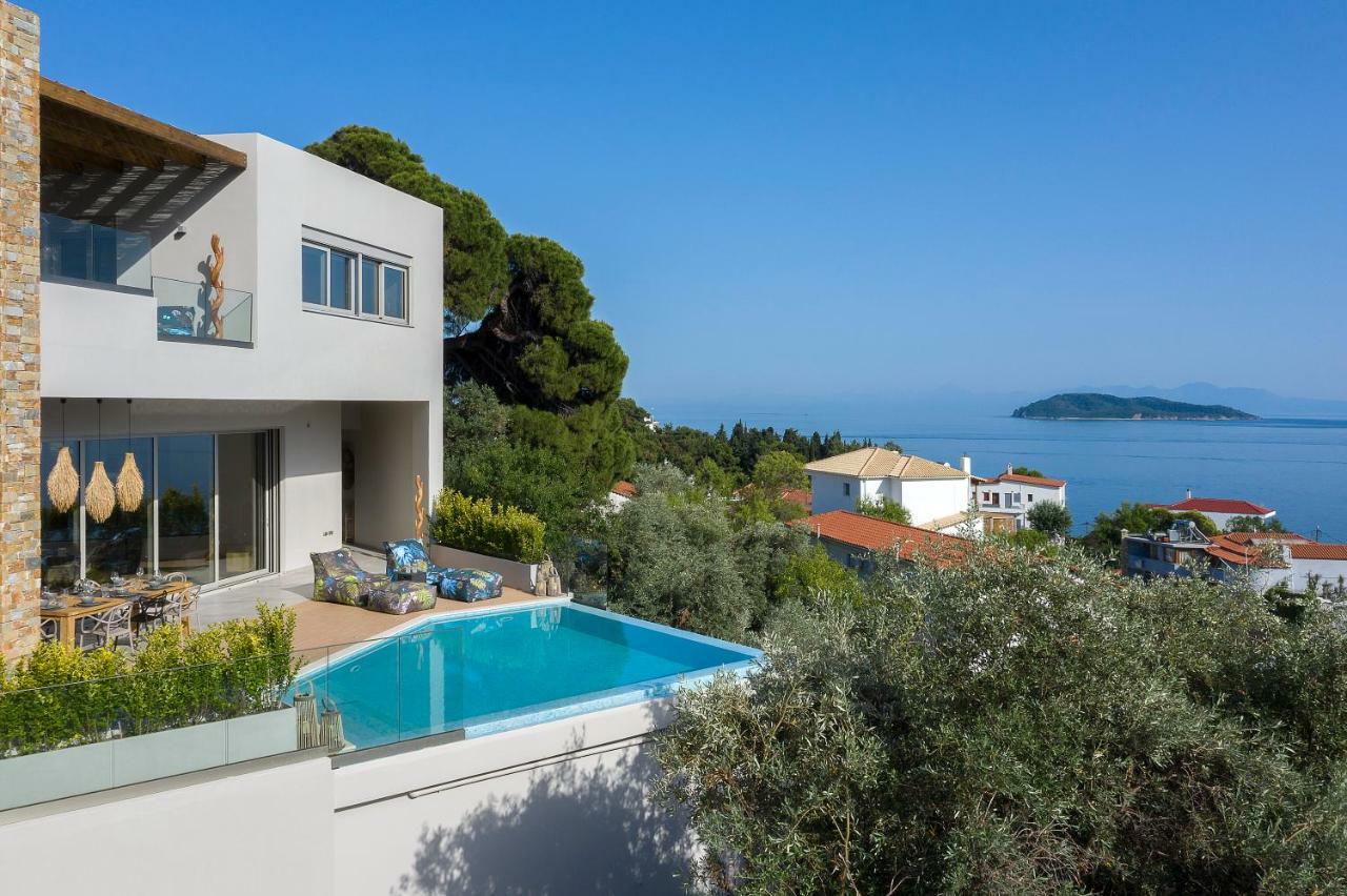 Villa K Skiathos Town Bagian luar foto