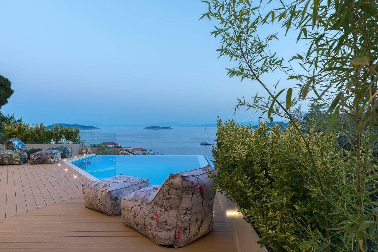 Villa K Skiathos Town Bagian luar foto