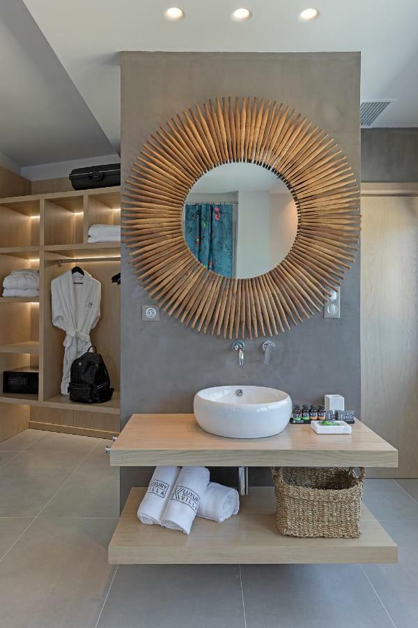 Villa K Skiathos Town Bagian luar foto